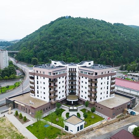 City Center Accommodation - 404 Решіца Екстер'єр фото